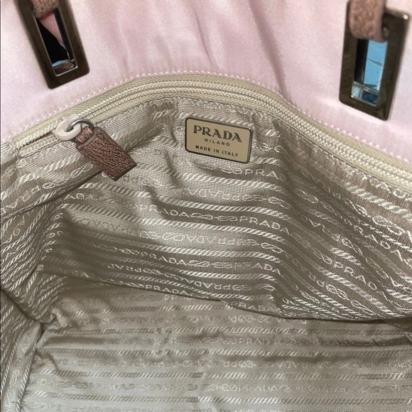 Prada purse - Picture 5 of 8